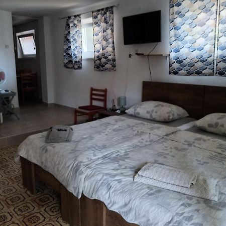 פרמנטורה Studio Apartment Posavec מראה חיצוני תמונה