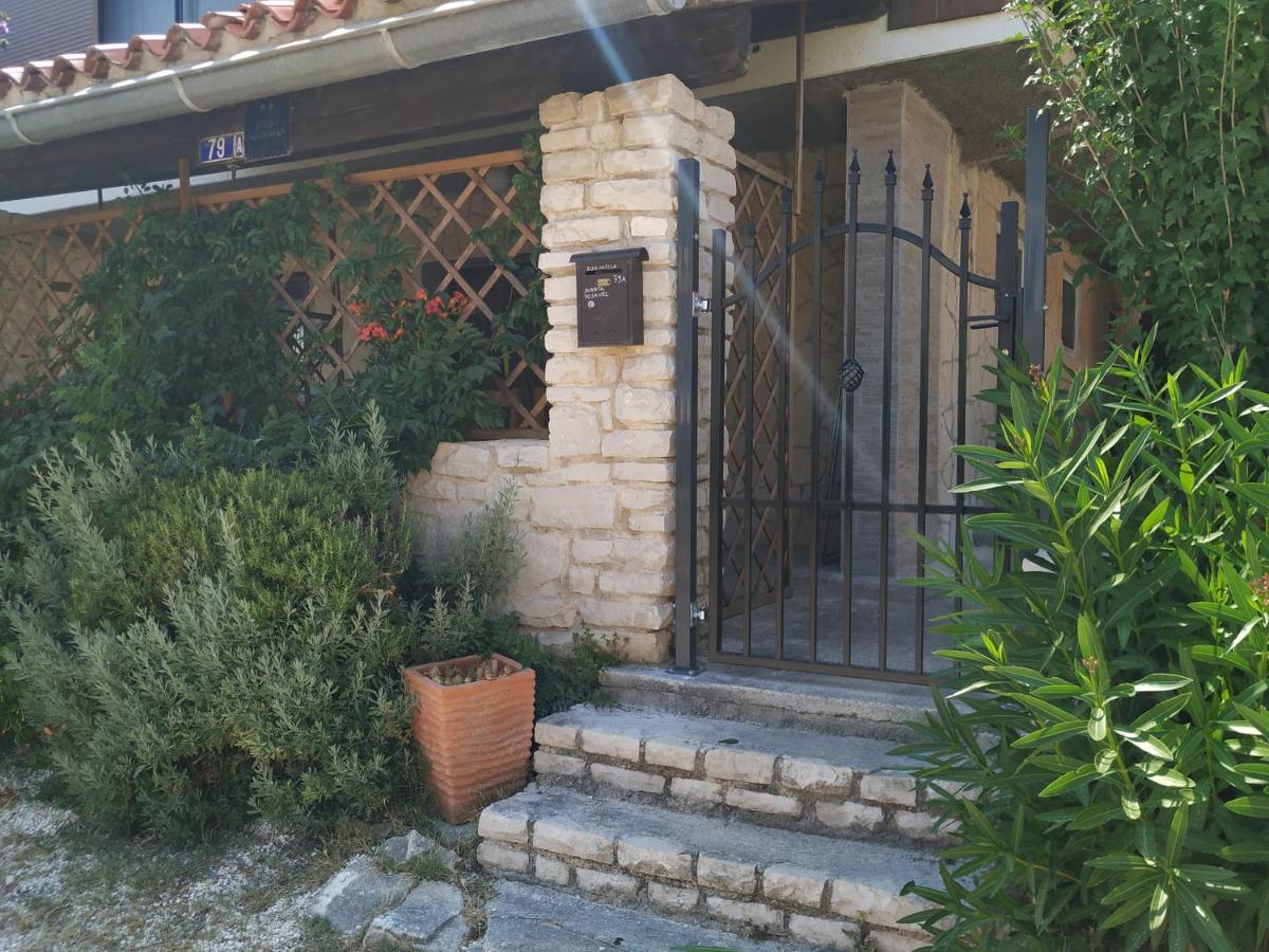 פרמנטורה Studio Apartment Posavec מראה חיצוני תמונה